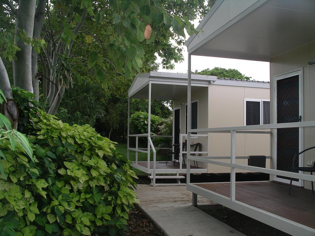 Hotel Charters Towers Tourist Park Habitación foto